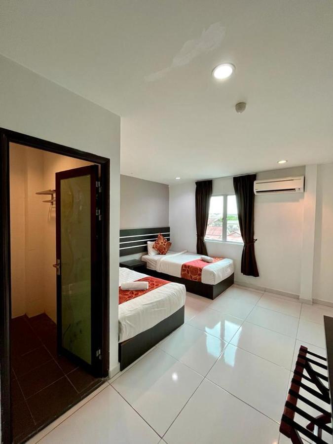 Hotel Zamburger Tengkera Melaka Malacca Exterior foto